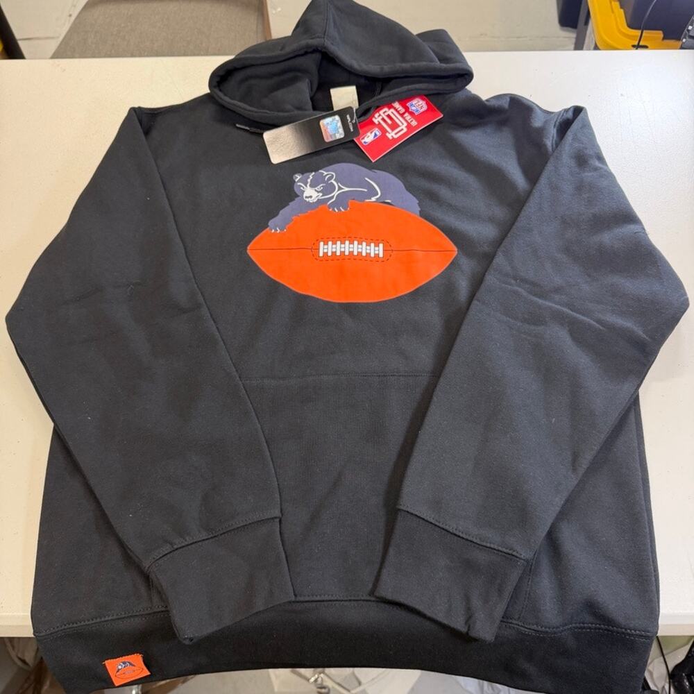 Chicago Bears Ultra Game NFL Throwback Hoodie Black Large NWT